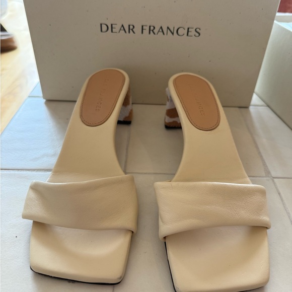 Dear Frances Cream Women's Shoes - Picture 2 of 5